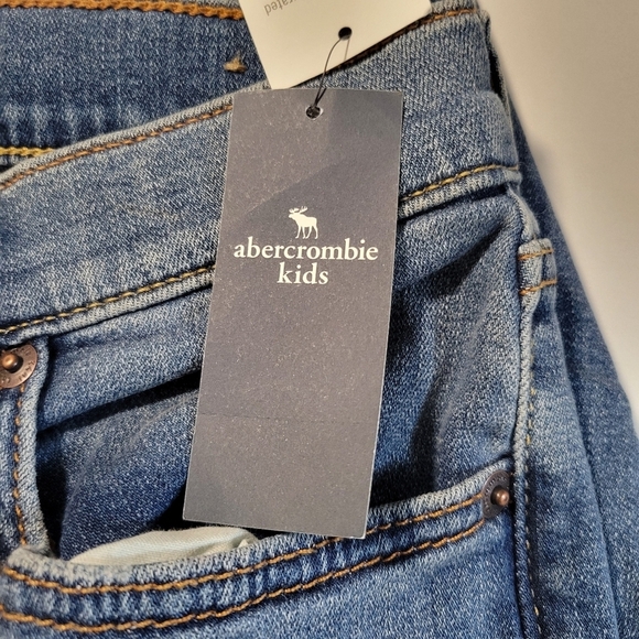 Abercrombie Kids NWT jeans Slim 15/16 - Picture 10 of 12